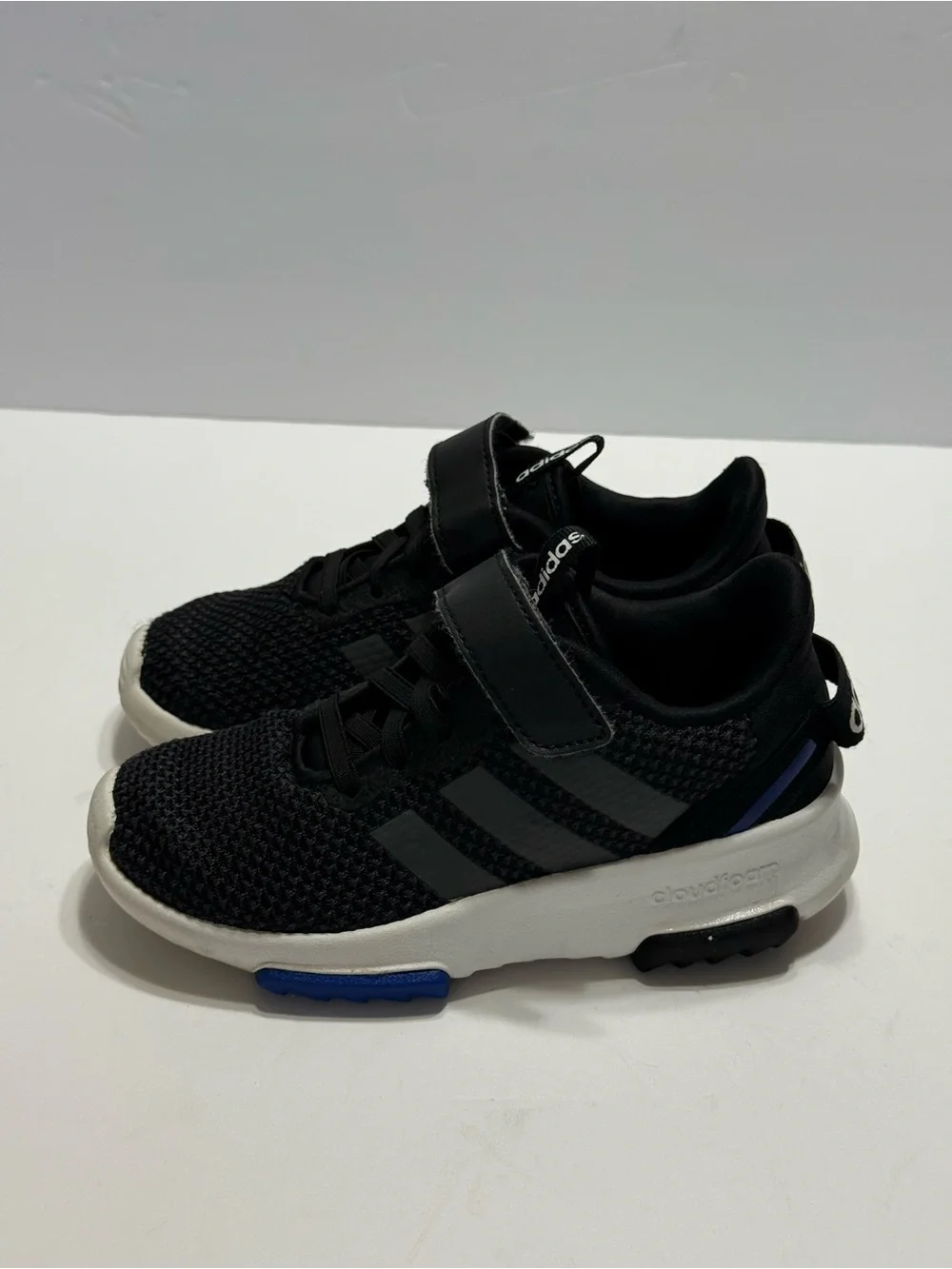 adidas Cloudform Black Mesh Sneakers with White Midsole Boy's Sz 11